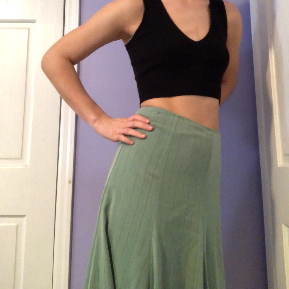 VINTAGE long green flowy skirt